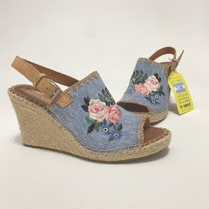 Toms 11 Monica Embroidered Wedges